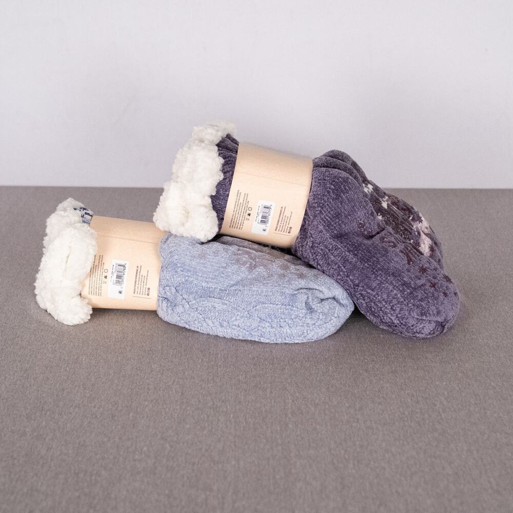 Muk Luks Sherpa Cabin Socks *4 Pair Total* Non-Skid Grippers 2 Fair Isle 2 Solid - Picture 4 of 6
